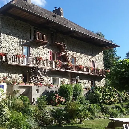 Au Charme De La Lauziere Bed & Breakfast Argentine
