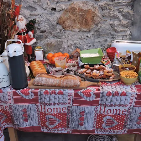 Bed & Breakfast Au Charme De La Lauziere Argentine